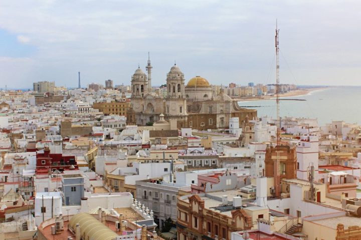 Buzoneo y reparto de publicidad en Cádiz: Precio